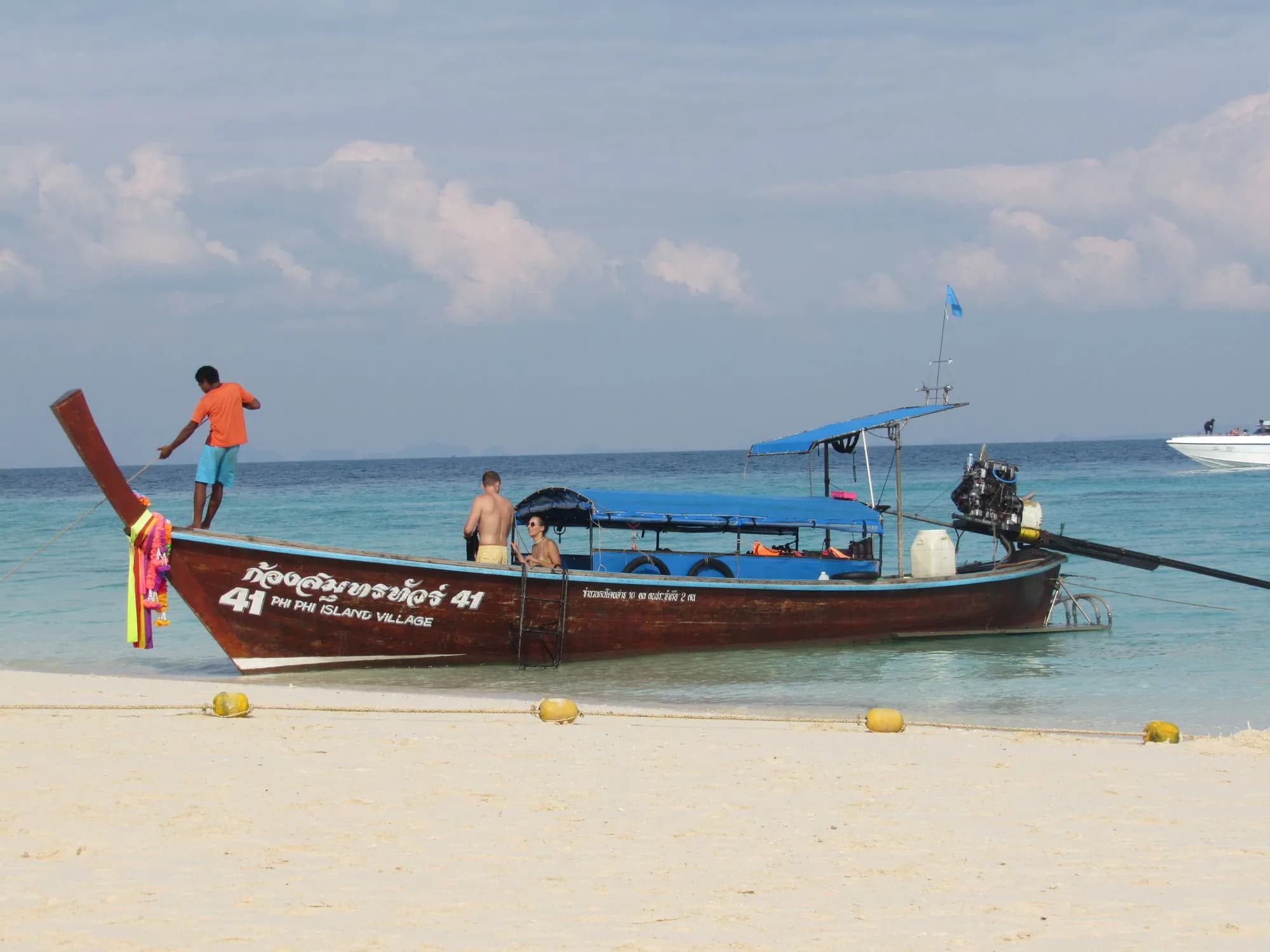 День 2, воскресенье. Koh Yao Yai (18 миль)
